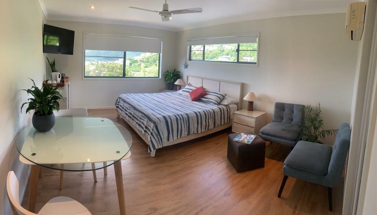 Island Views Bed & Breakfast Airlie Beach Exterior foto